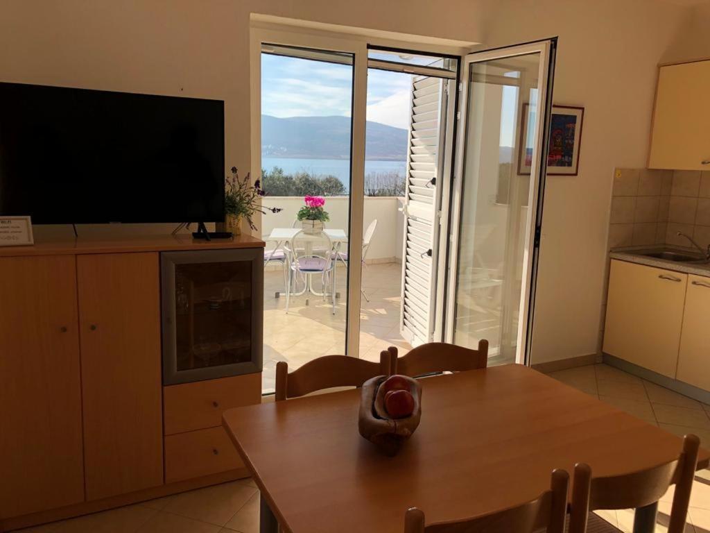 Apartments Punta Селине Екстериор снимка