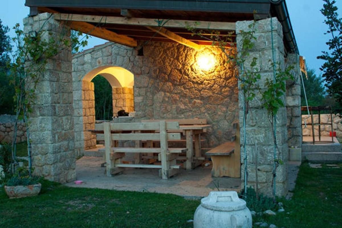 Apartments Punta Селине Екстериор снимка
